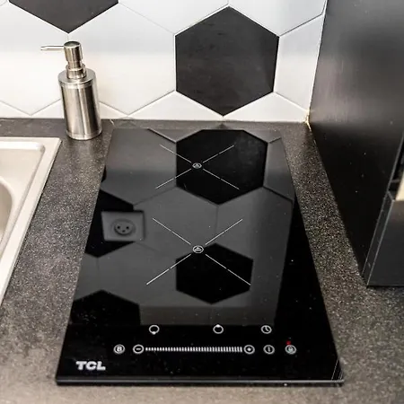 Disneyland Familial Avec Piscine Interieur Chauffe, Parking Gratuit A 5 Minutes Des Parcs Apartment Serris